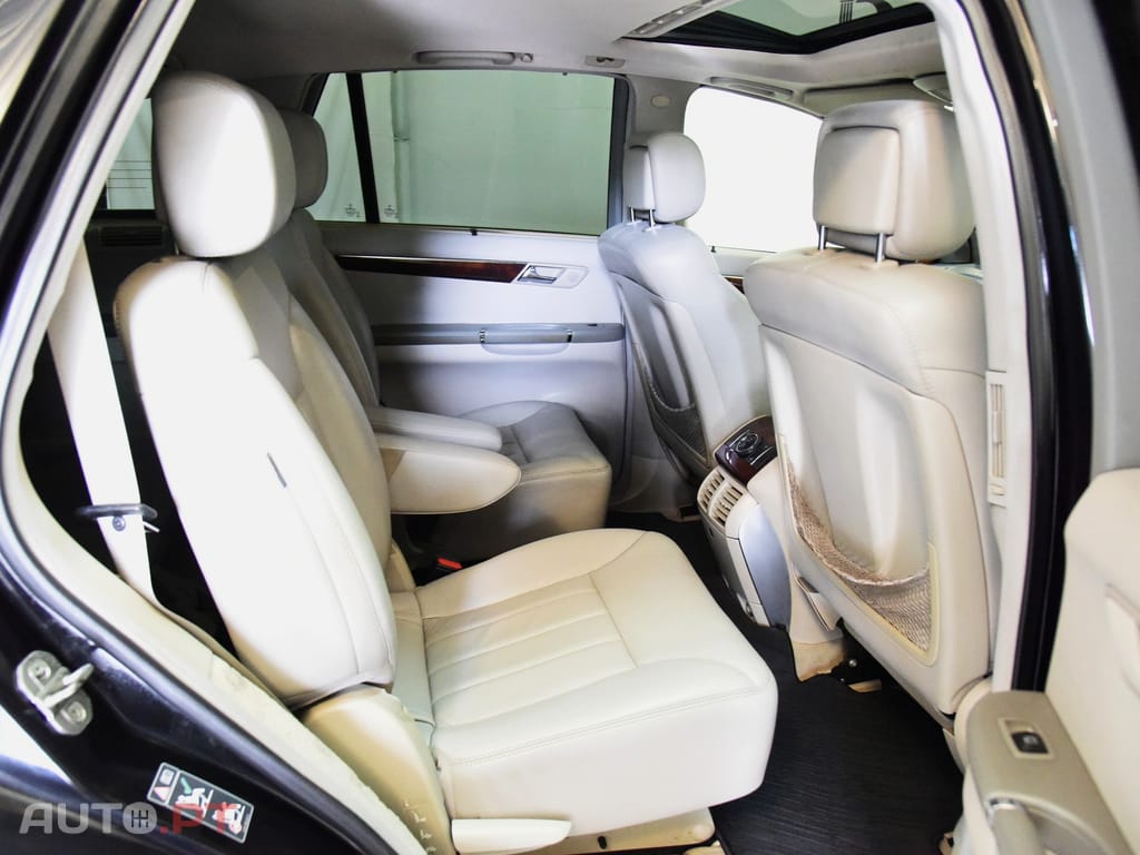 Mercedes-Benz R 320 CDi 4-Matic