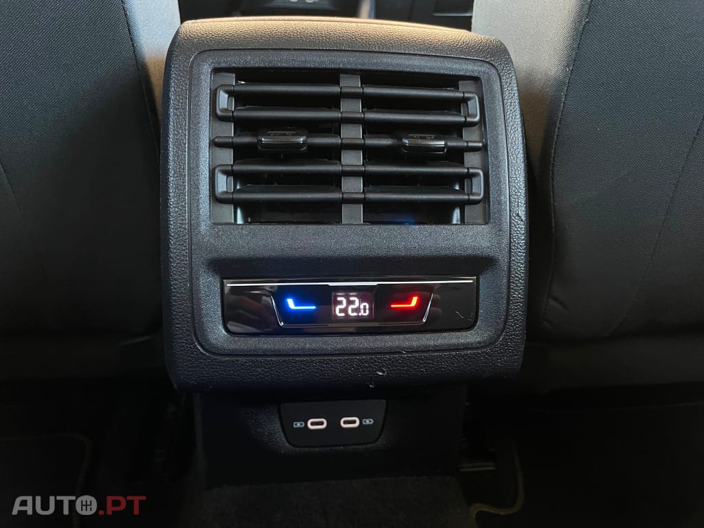 Volkswagen Golf Variant 1.5 eTSI OPF DSG Life