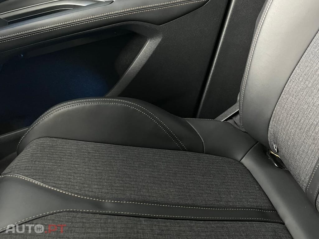 Peugeot 3008 GTLine 1.5 BlueHDi 130 cv