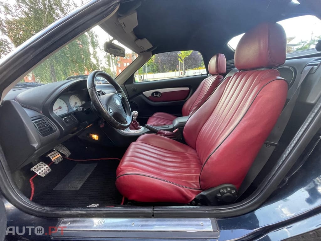 MG MGF 1.6 — fotografia 11