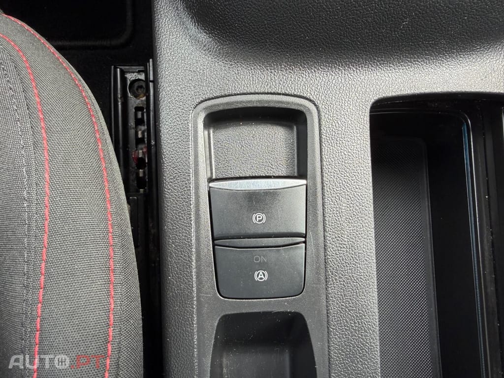 Ford Focus SW 1.0 EcoBoost MHEV ST-Line