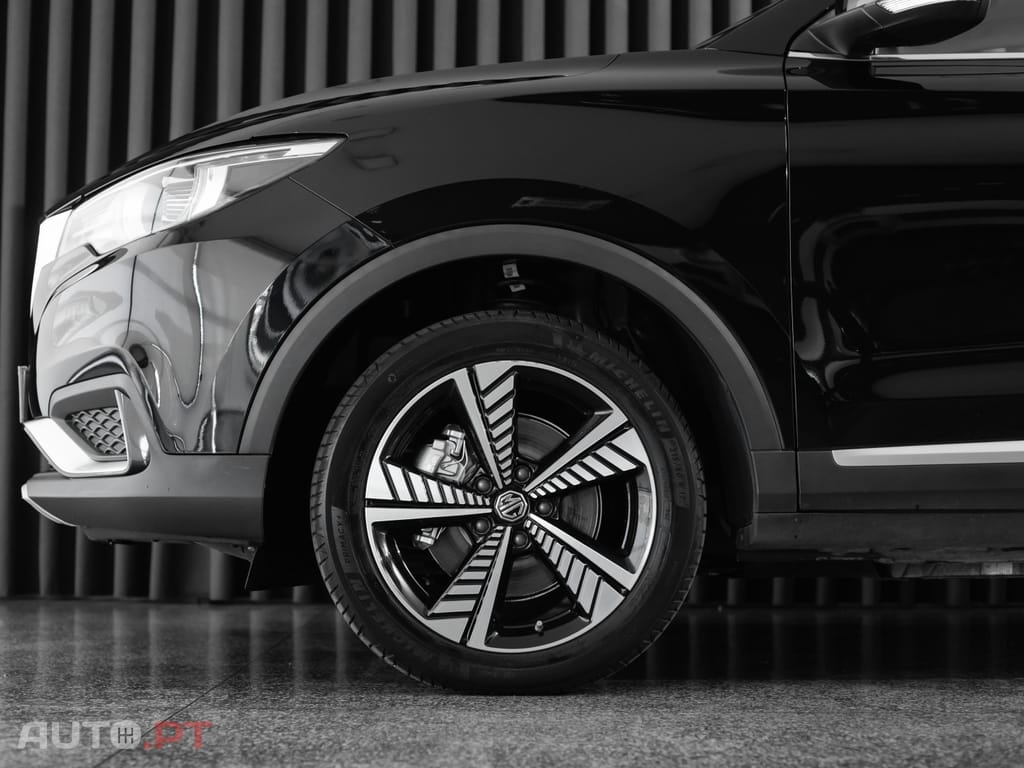 MG ZS EV 44.5 kWh Luxury