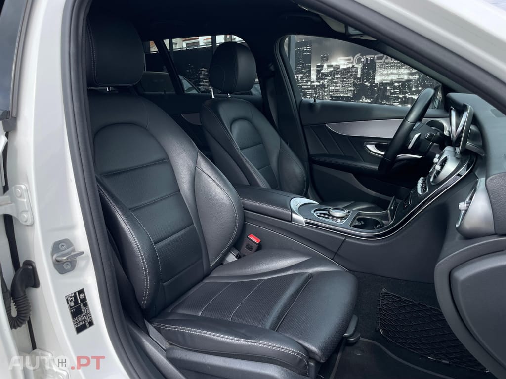 Mercedes-Benz C 220 d AMG Line