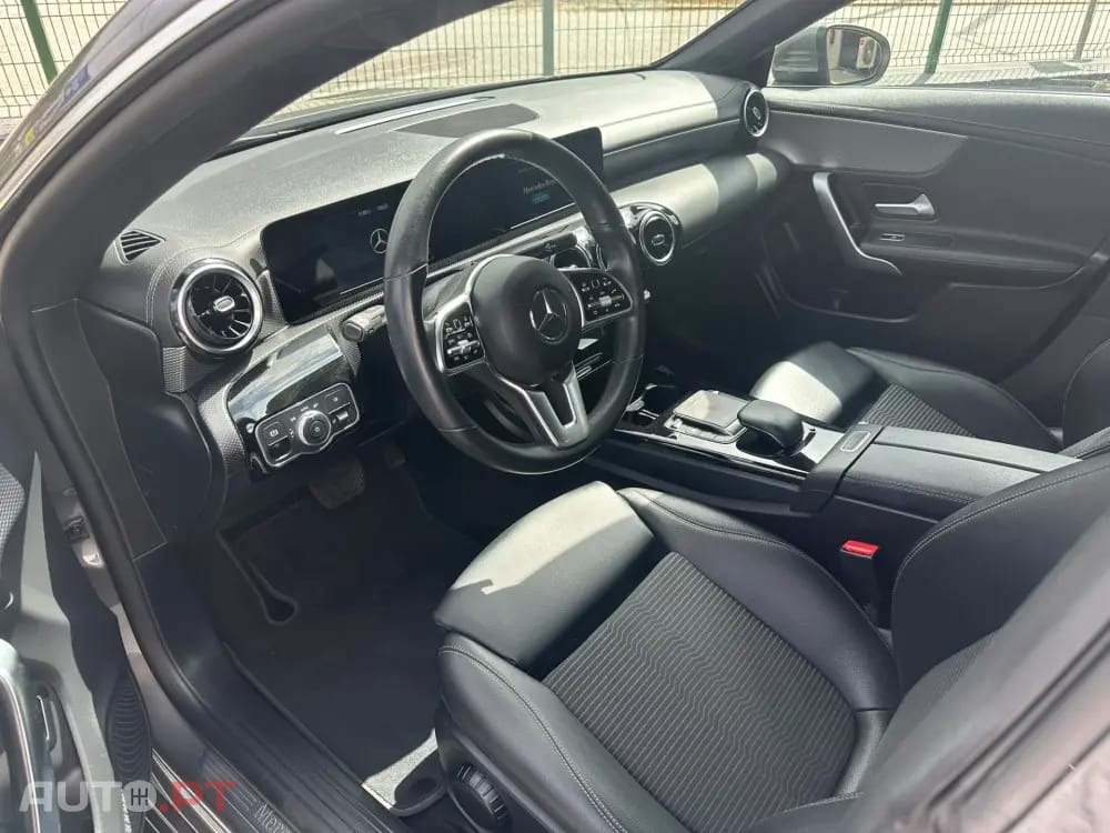 Mercedes-Benz CLA 180 Cla 180d  Aut.