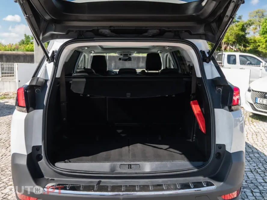 Peugeot 5008 1.5 BlueHDi Allure Pack