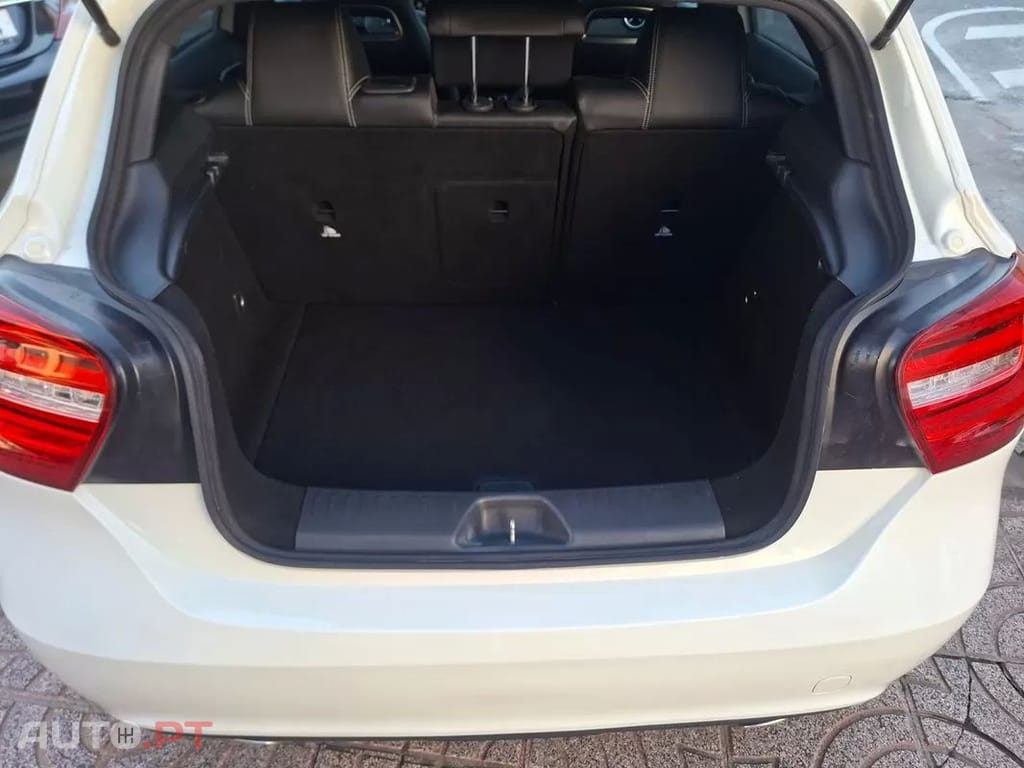 Mercedes-Benz A 200  Cdi 4matic 7g  Dct Streetstyle