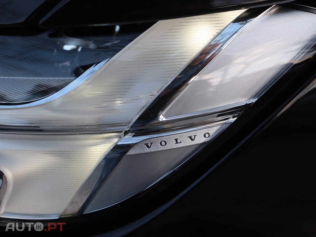 Volvo S90 2.0 T8 R-Design AWD Geartronic