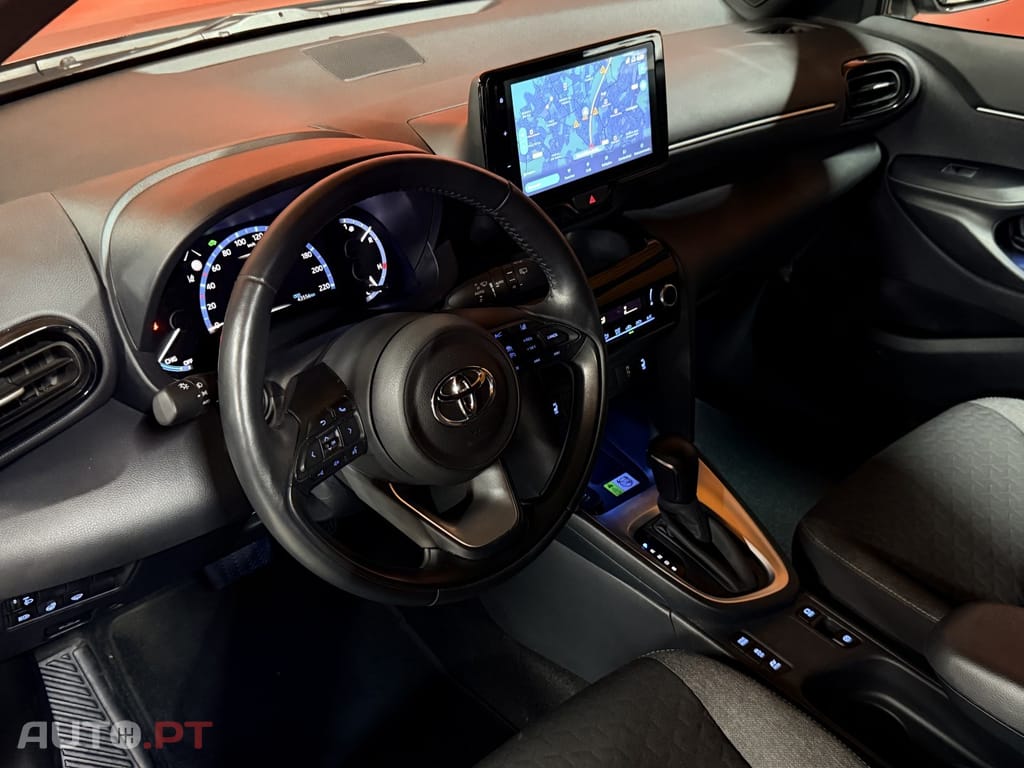Toyota Yaris Cross 1.5 HDF Premier Edition