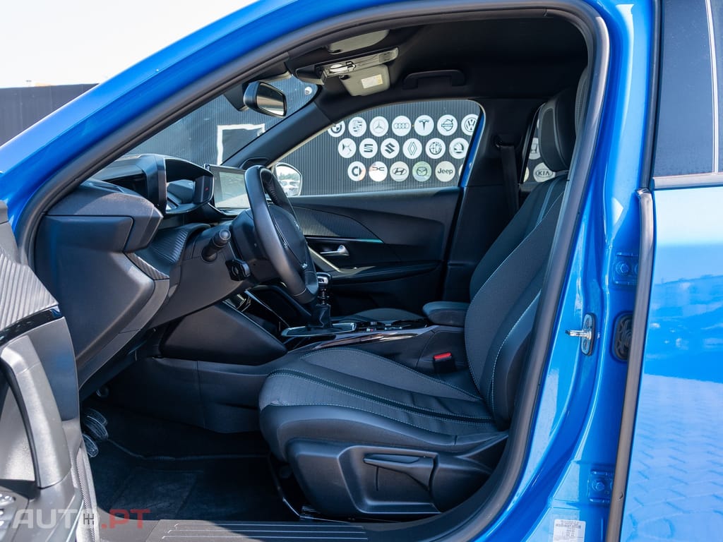 Peugeot 2008 1.2 PureTech Allure Pack