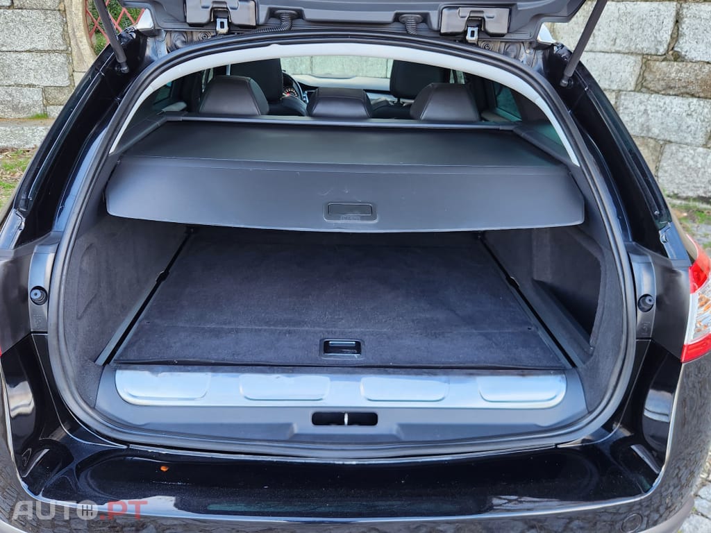 Peugeot 508 RXH 2.0 HDi Hybrid4 2-Tronic