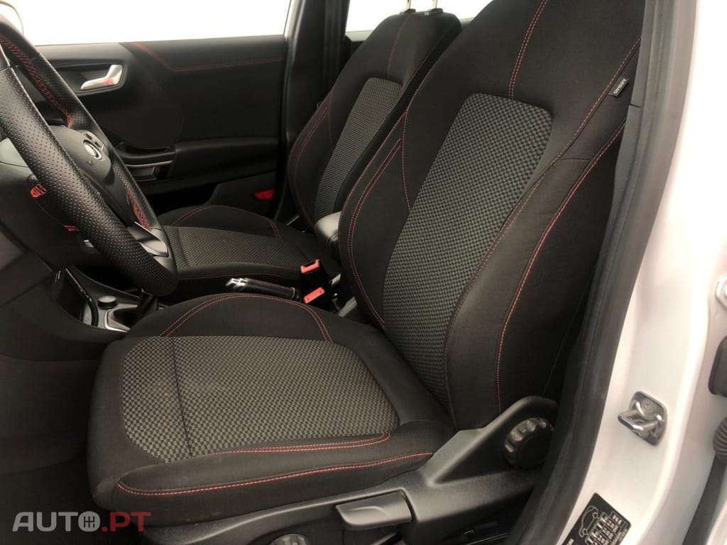 Ford Puma 1.0 Flexifuel mHEV ST-Line