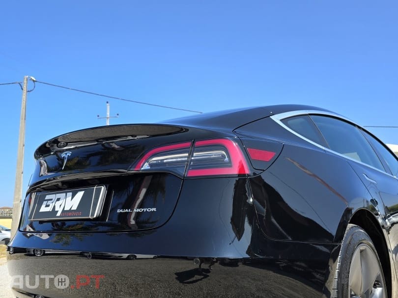 Tesla Model 3 Long-Range Dual Motor AWD