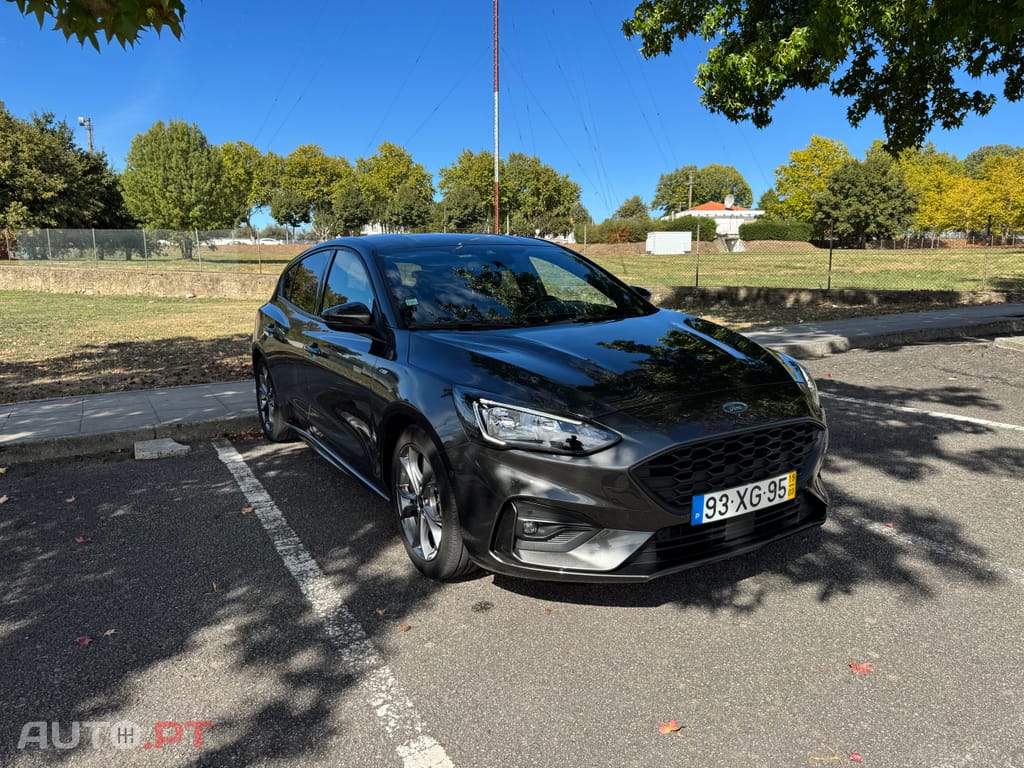 Ford Focus ST Line