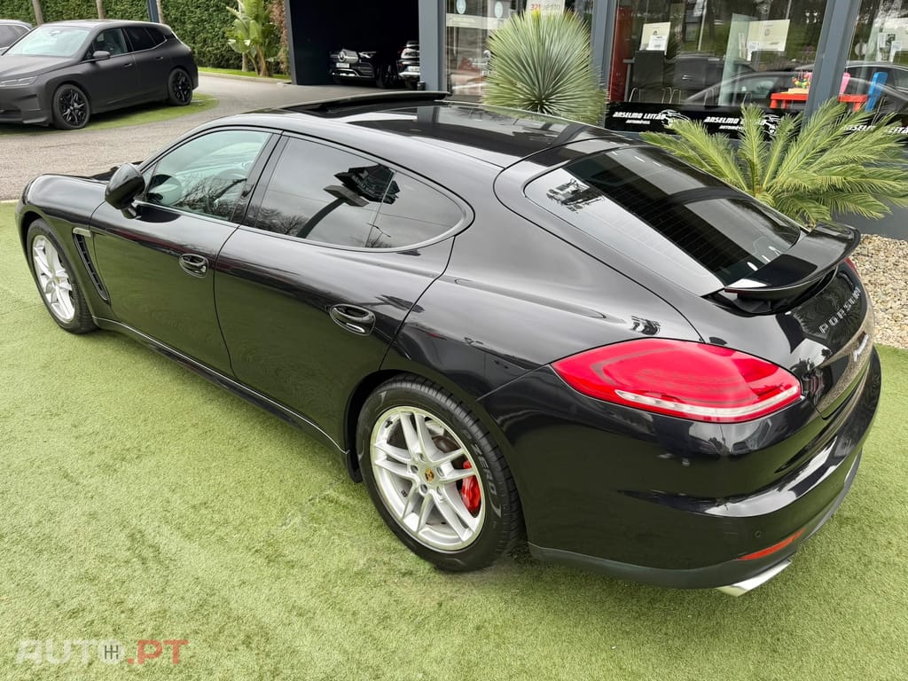 Porsche Panamera Standard