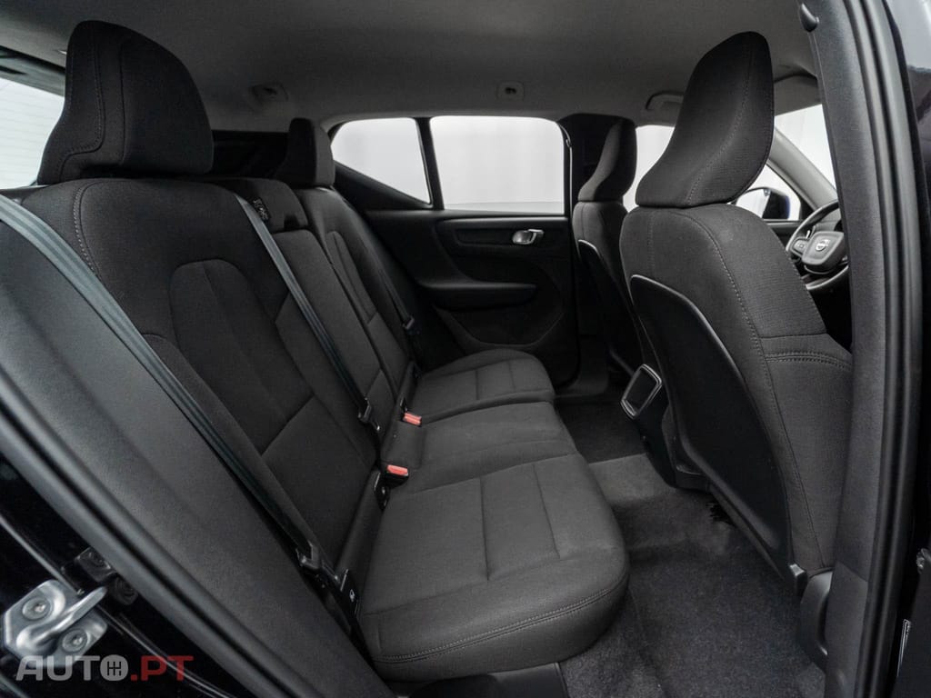 Volvo XC40 1.5 T2 Momentum