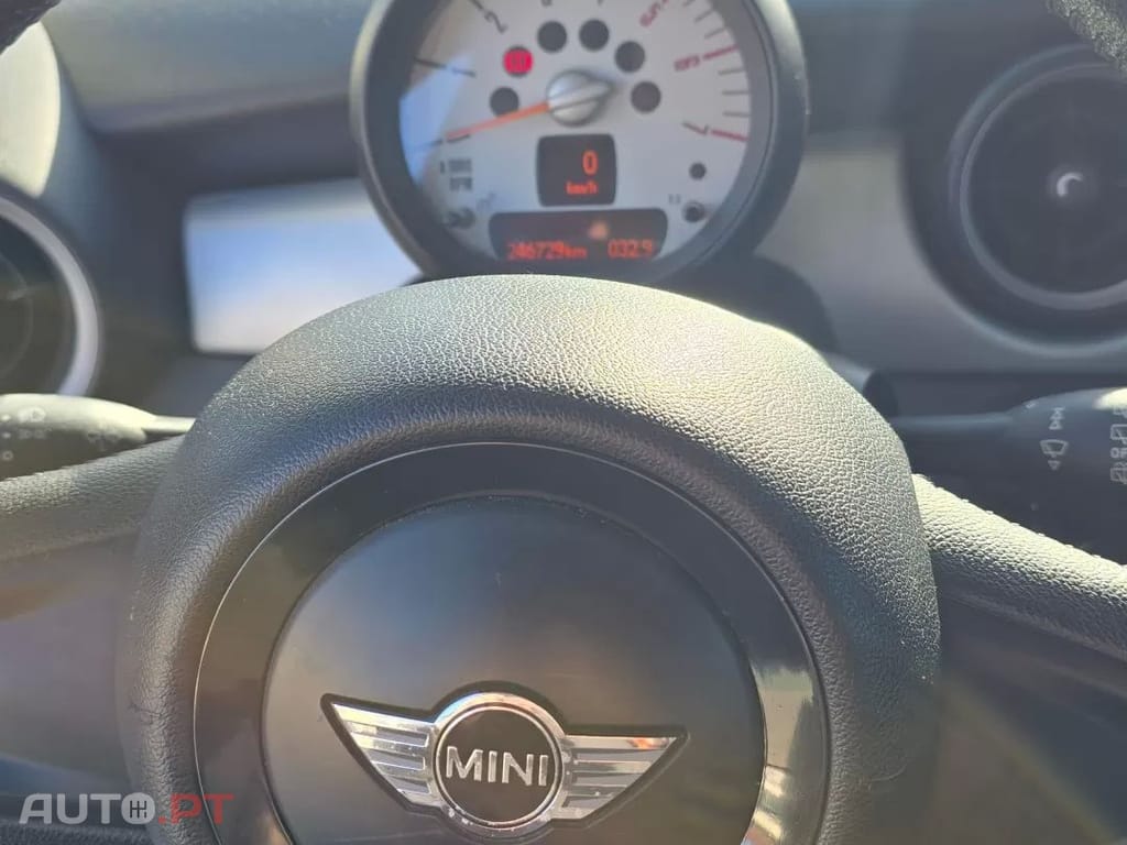 MINI Cooper One D