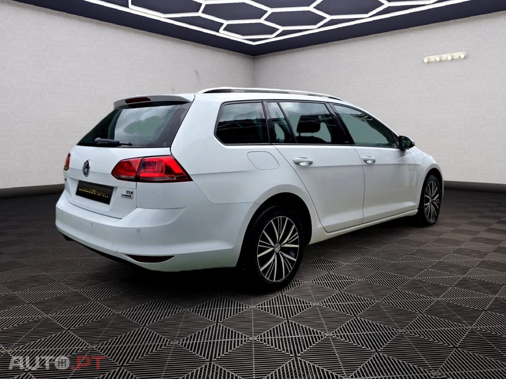 Volkswagen Golf Variant 1.6 TDI BlueMotion Allstar