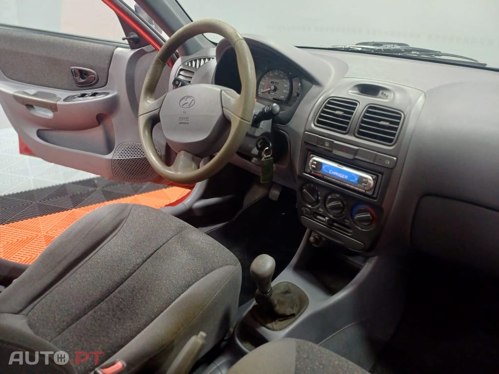 Hyundai Accent 1.3 GLS