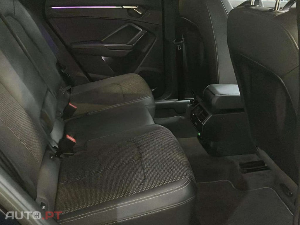 Audi Q3 45 TFSIe S line S tronic