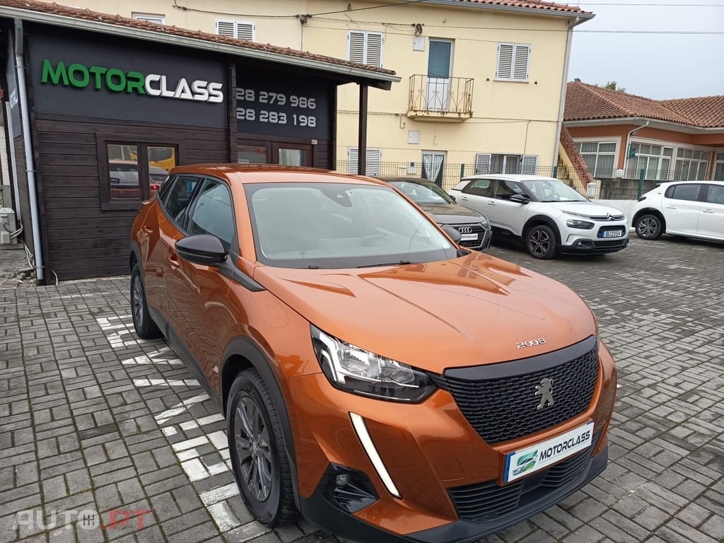 Peugeot 2008 1.2 PureTech Active Pack