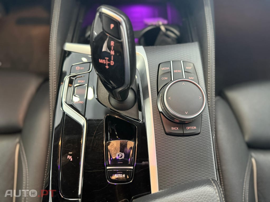 BMW 520 d Pack Desportivo M Auto