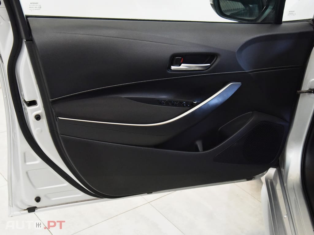 Toyota Corolla Touring Sports 1.8 Hybrid Comfort+P.Sport