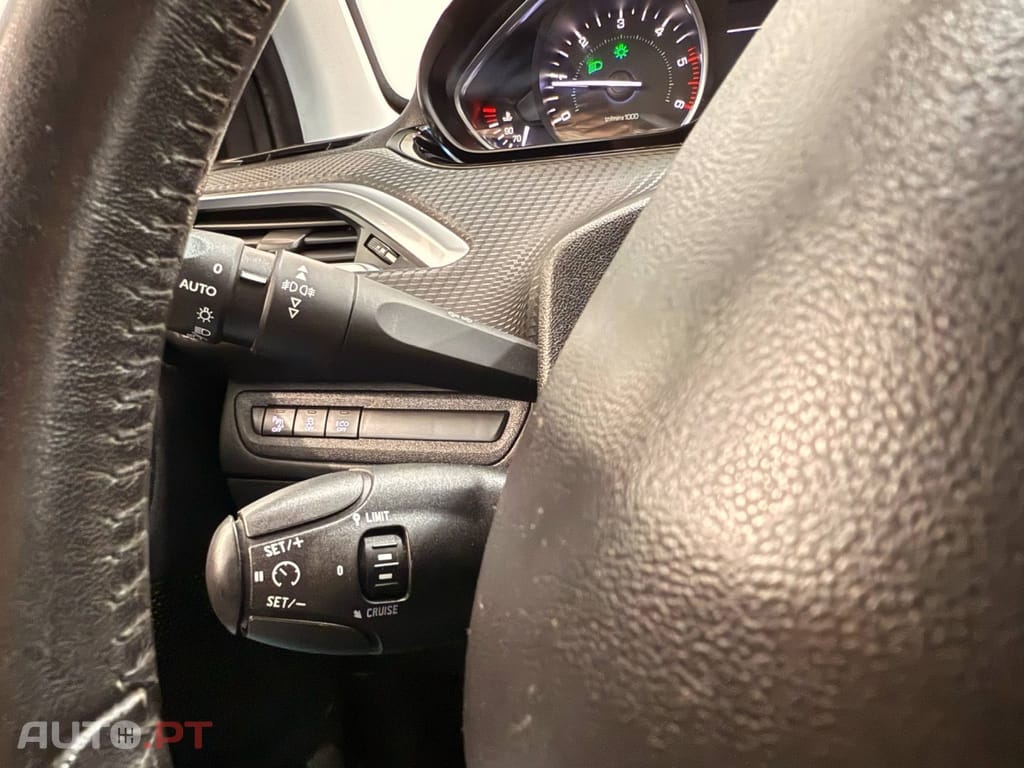 Peugeot 2008 1.6 BlueHDi Style