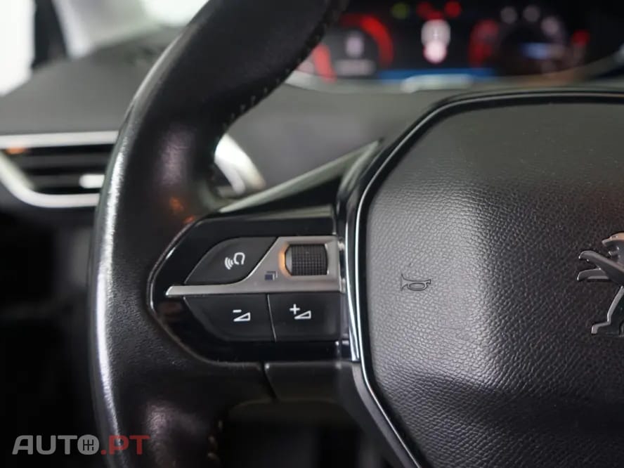 Peugeot 3008 1.5 BlueHDi Allure