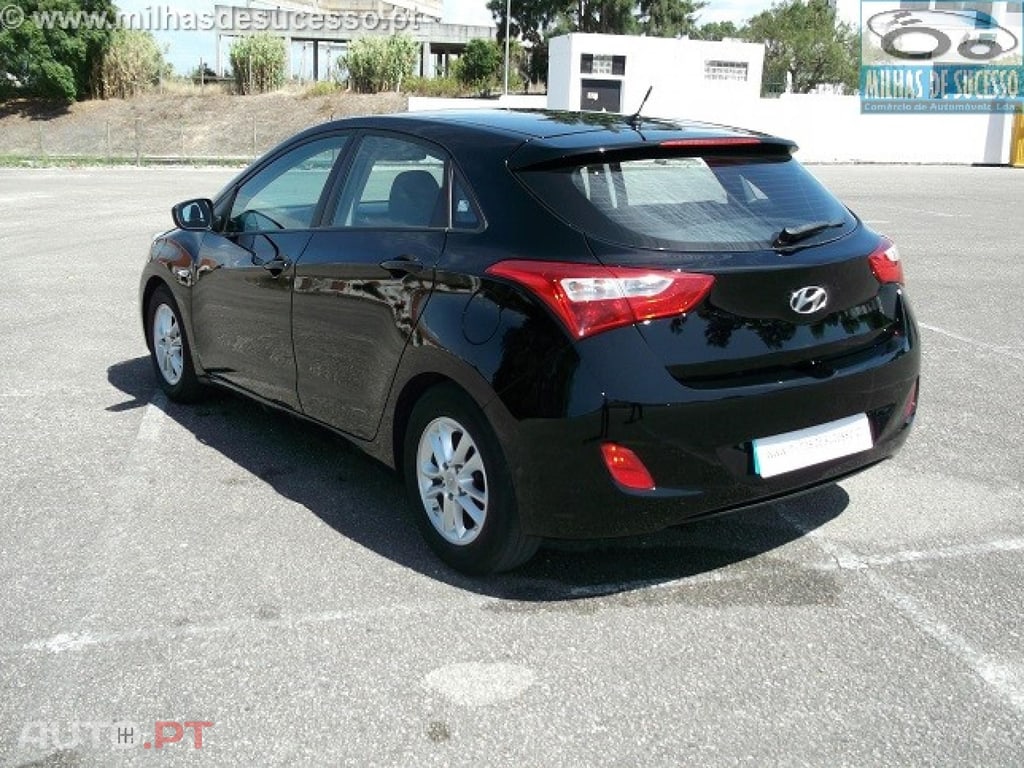 Hyundai i30 1.4 CRDI Blue Active  90 CV