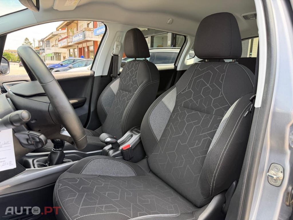 Peugeot 2008 1.6 BlueHDi Allure