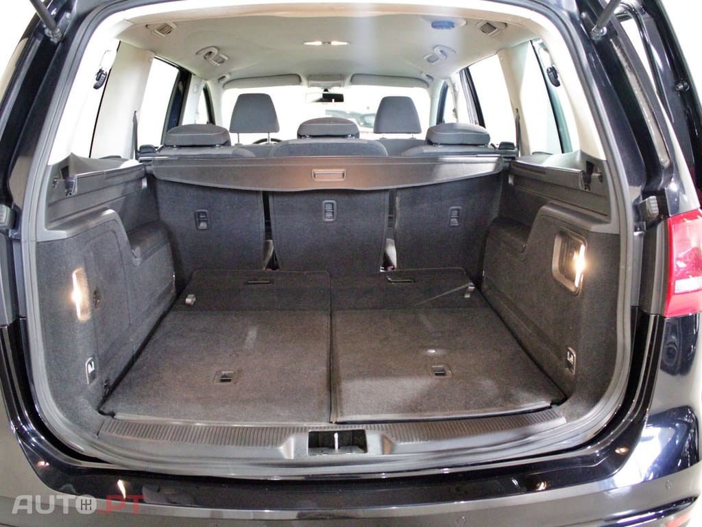Volkswagen Sharan 2.0 TDI Confortline