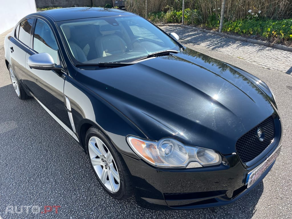 Jaguar XF 3.0 D V6 Premium Luxury