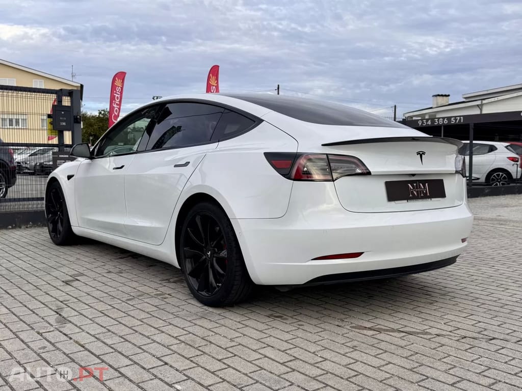 Tesla Model 3 Standard Plus