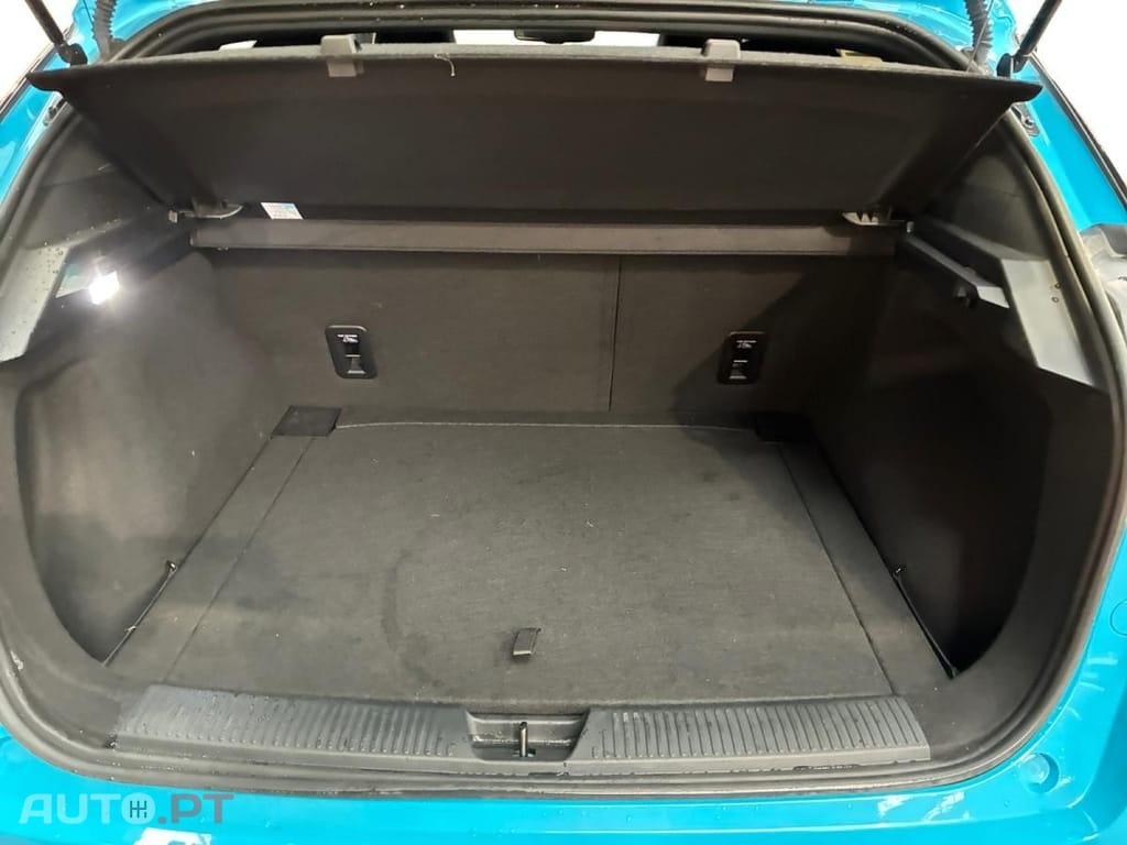 MG MG4 64 kWh Luxury