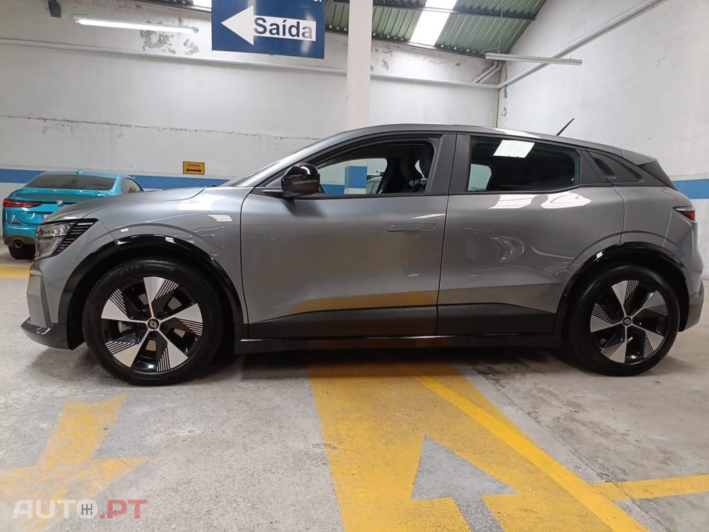 Renault Mégane E-Tech EV60 220hp optimum charge Equilibre