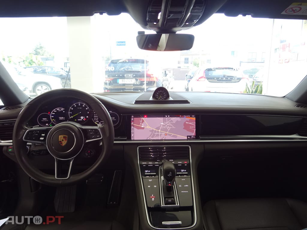 Porsche Panamera 4 E-Hybrid Executive