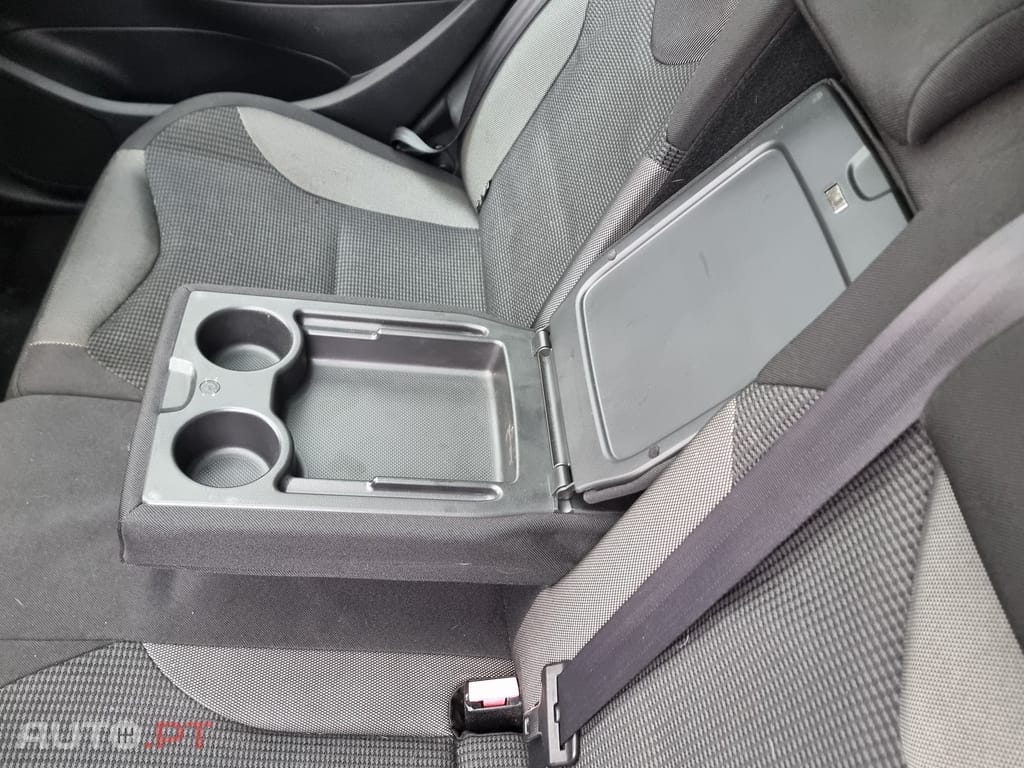 Peugeot 308 1.6 HDi Executive CVM6