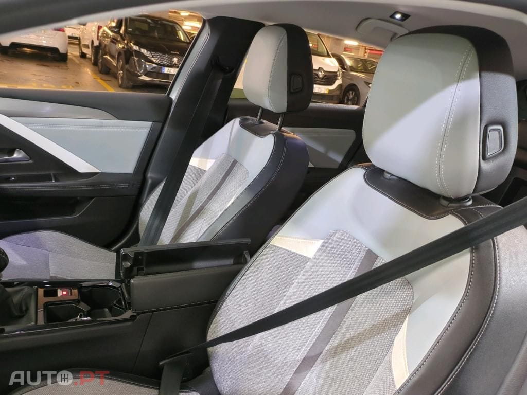 Opel Astra 1.5 D Elegance