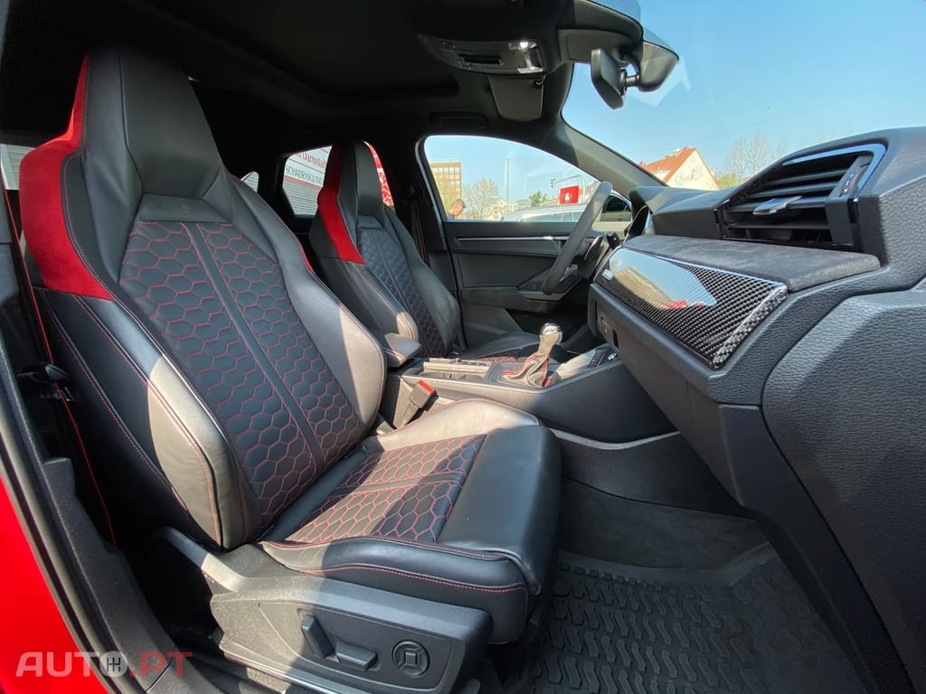 Audi RSQ3 SportBack quattro