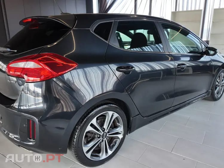 Kia Ceed 1.6 CRDi GT Line