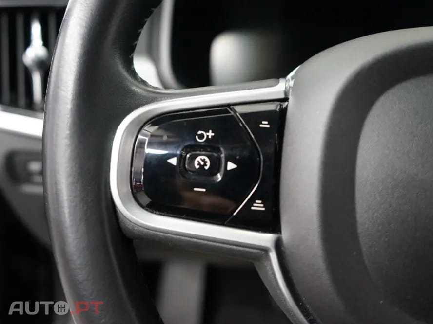 Volvo S90 2.0 D5 Momentum AWD Geartronic