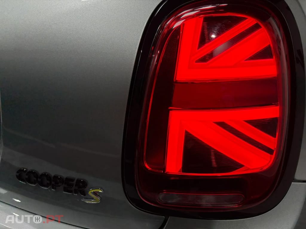 MINI Cooper Cooper SE S