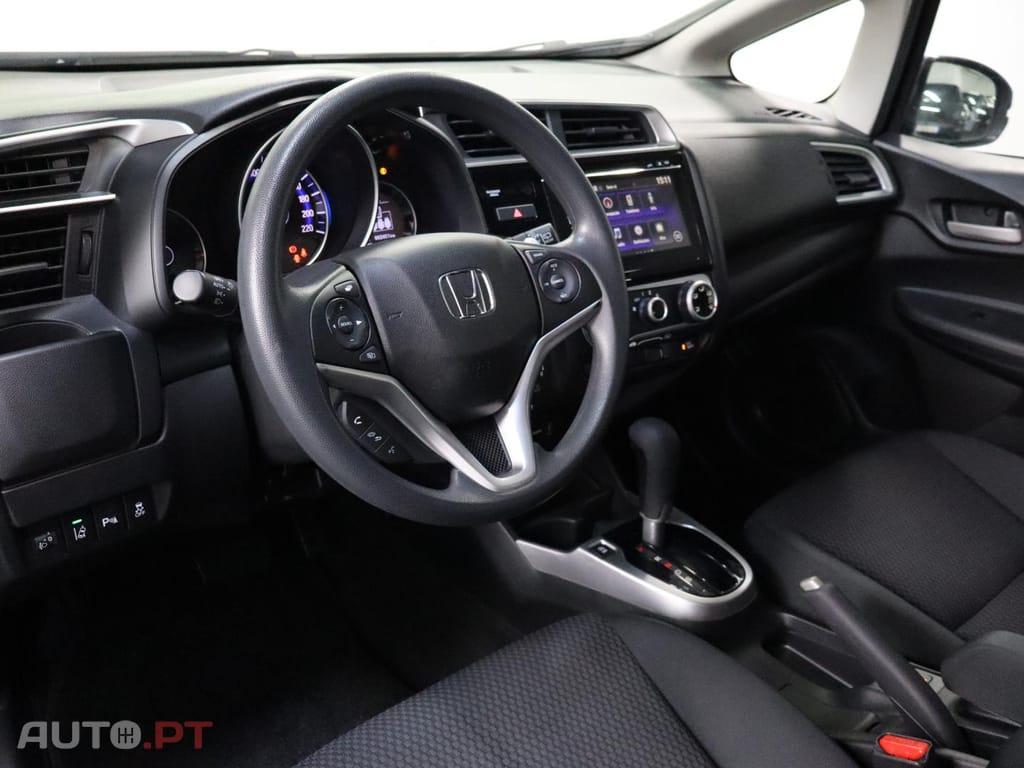 Honda Jazz 1.3 i-VTEC CVT ELEGANCE