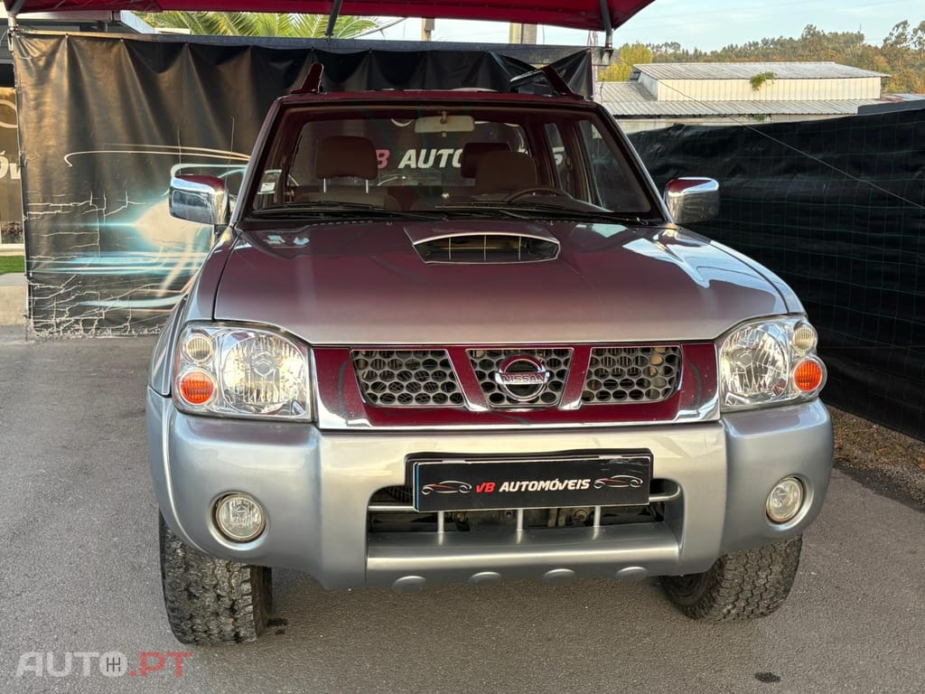 Nissan Pick Up 2.5 TD CD Look Navara