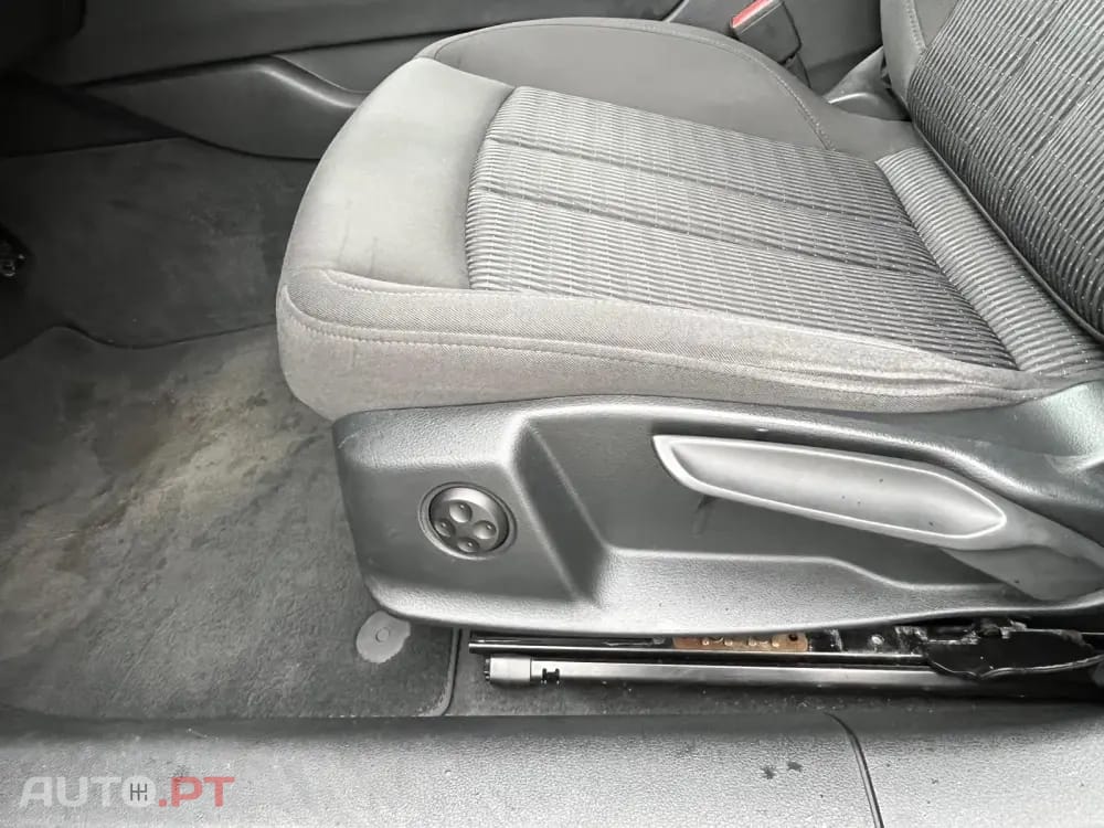 Audi A4 Avant 2.0 TDI Advance S tronic