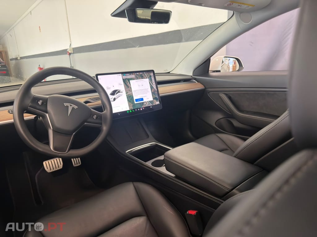 Tesla Model 3 Performance Dual Motor AWD — fotografia 12