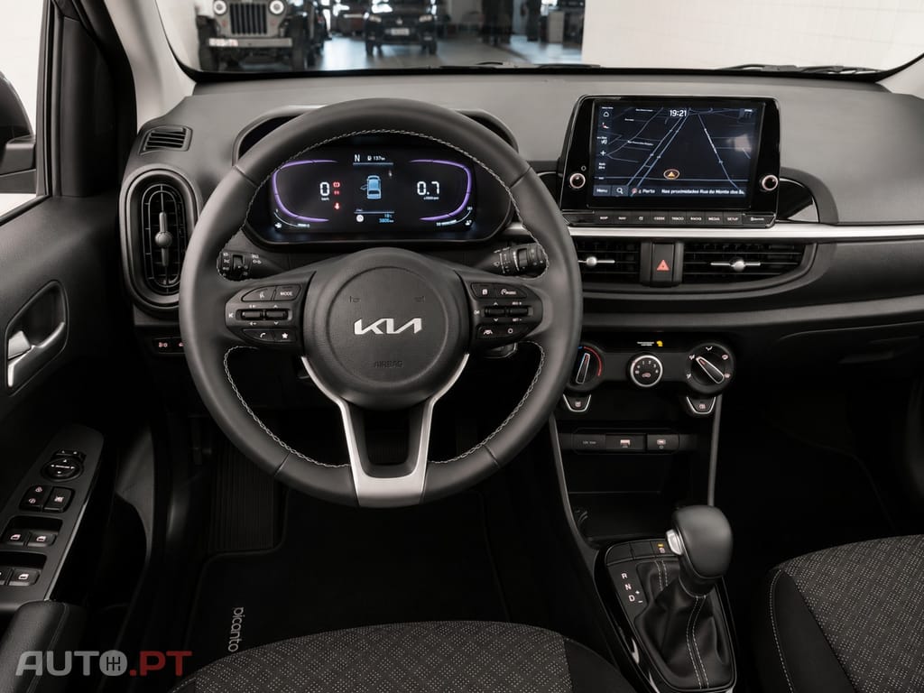 Kia Picanto 1.0 MPi Urban 5AMT — fotografia 13