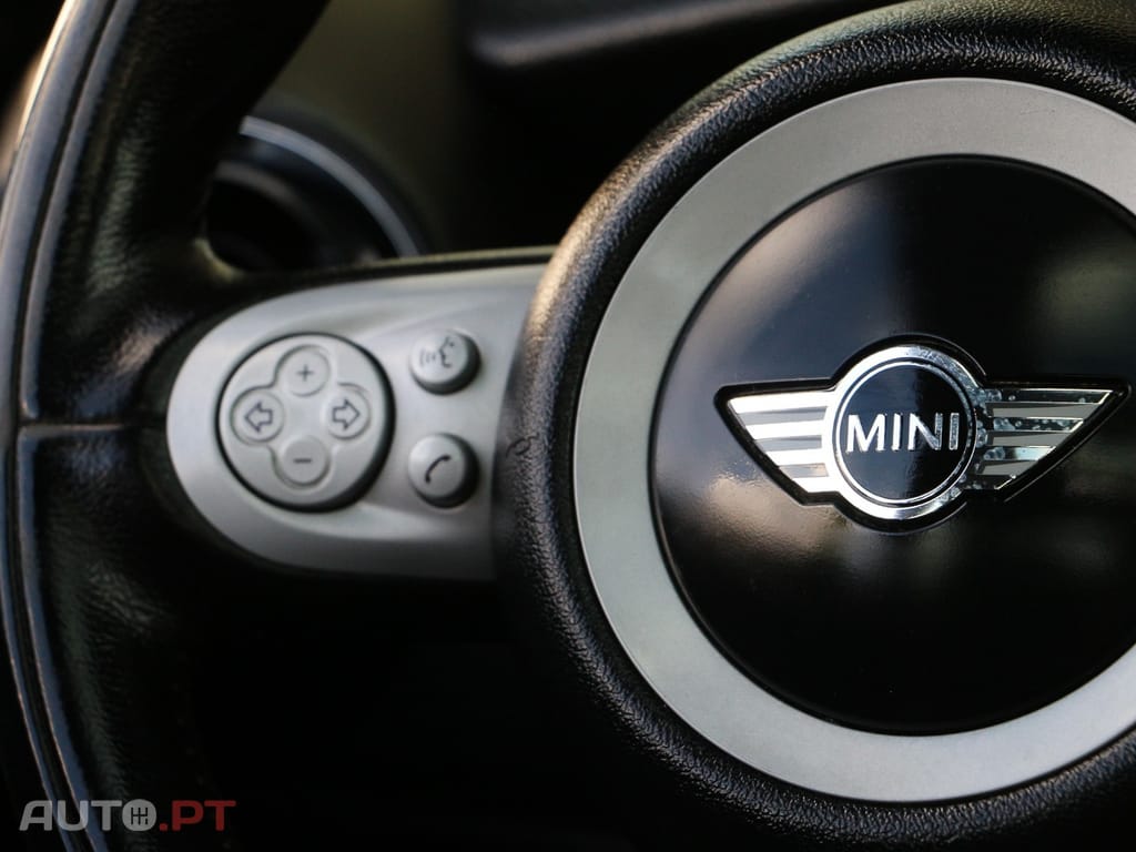 MINI Cooper John Cooper Works