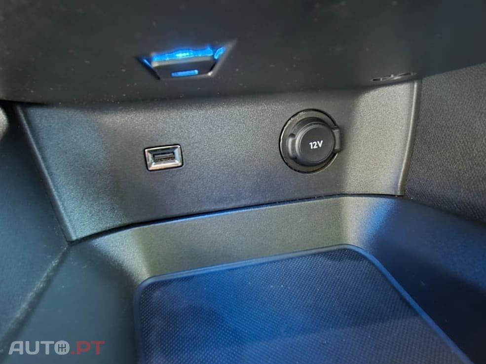 Peugeot 3008 1.6 Hybrid GT e-EAT8