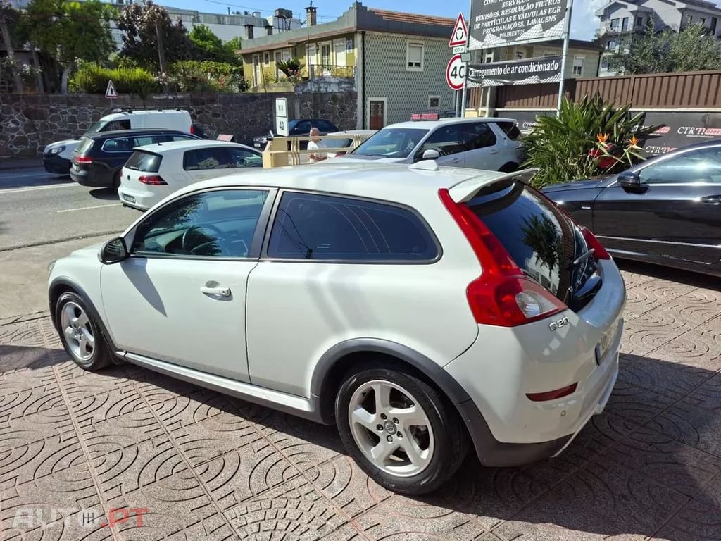 Volvo C30  Drive Momentum